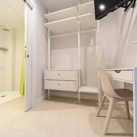 Guest house Housing Puente De San Lorenzo *